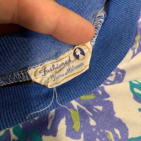 Vintage Floral Graphic Tee - Picture 4 of 5